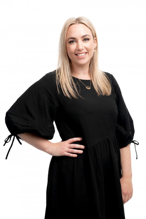 Astrid Bond 